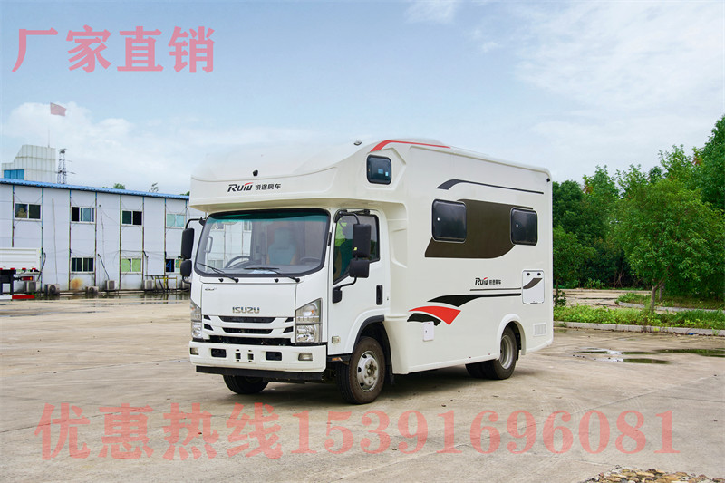 豪哥款大通短轴房车 大通RV90短轴房车开车,售价32.8万